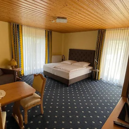 Hotel Gaestehaus Forellenhof Pottenstein