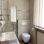 酒店 Gaestehaus Forellenhof 波滕施泰因