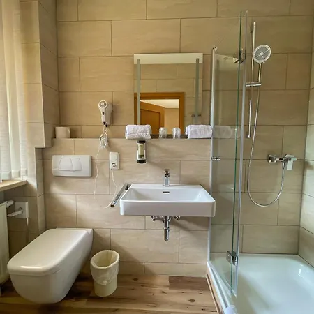 Gaestehaus Forellenhof 3* פוטנשטיין