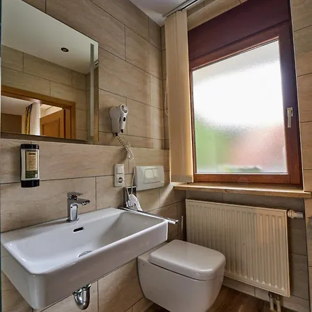 מלון Gaestehaus Forellenhof 3*