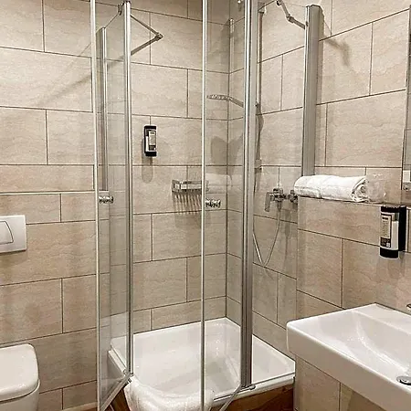 מלון Gaestehaus Forellenhof 3*